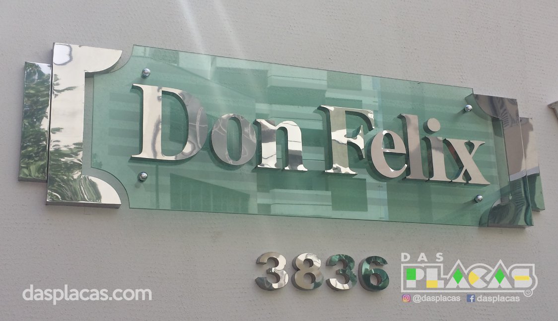 placa condominio aço e vidro.jpg